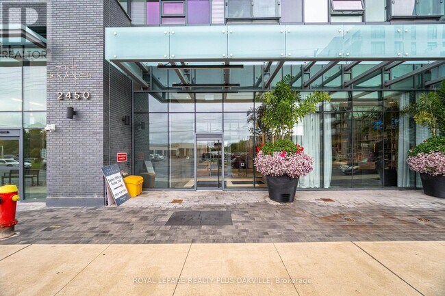 Photo - 2450 Old Bronte Rd Unité 625