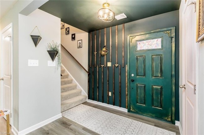 Photo - 222 Lorraine Dr