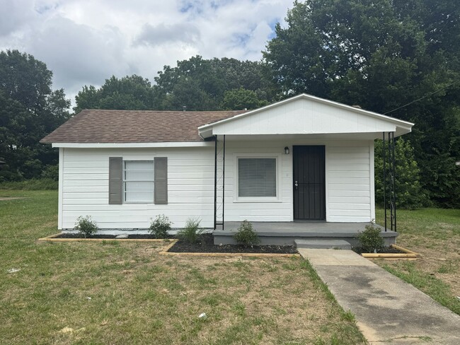Building Photo - 3742 Berry Ln