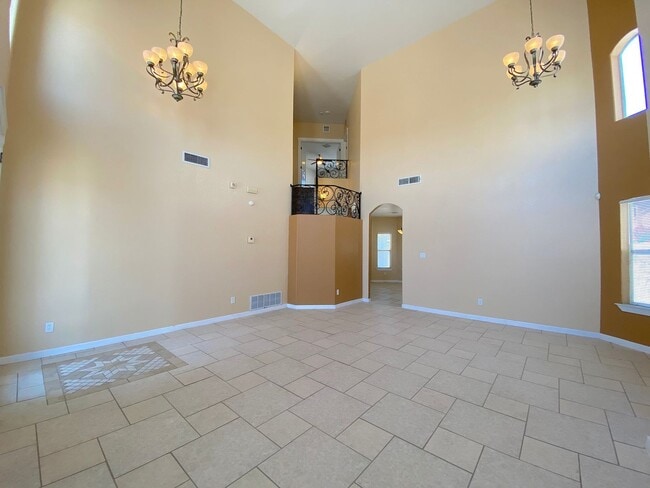 Photo - Northeast El Paso/Sandstone Ranch Estates 4 Bed 2.5 Bath Refrig A/C