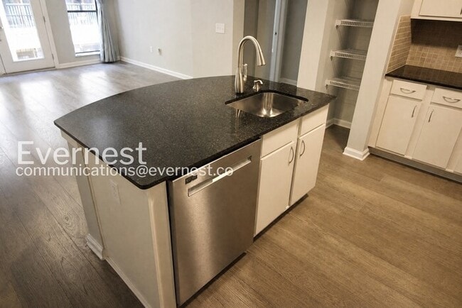 Photo - Chic 1 Bed, 1 Bath Condo with Carport Unit 317