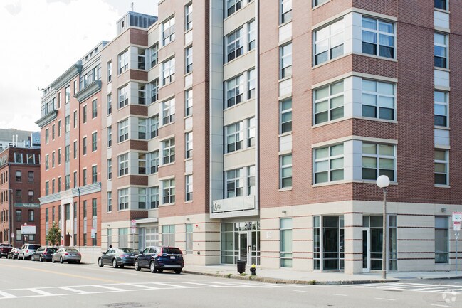 Albany Street Apartments, 601