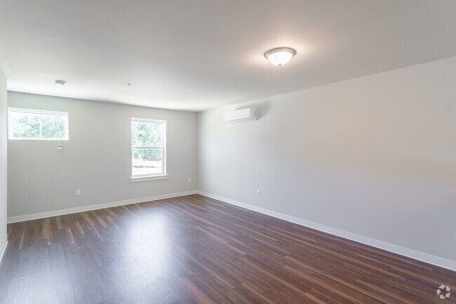 2 BR, 1 BA - 1,159 SF - Patuxent Cove