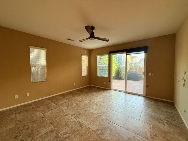 1824 Wolf Canyon Loop