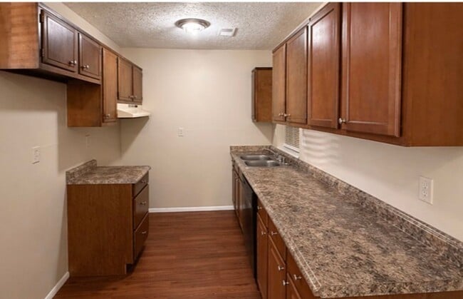 Photo - Hillview Area