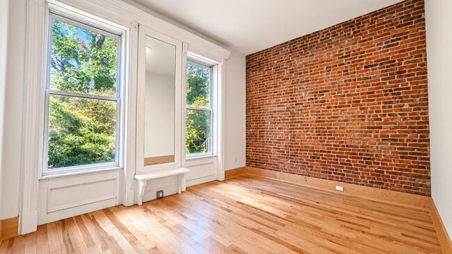 118 W 132nd St Unit 2