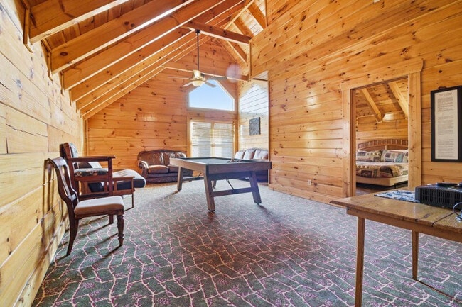 Building Photo - 1115 Towering Oaks Dr Unit ID1373975P