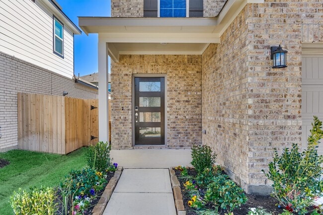 Photo - 282 Brazen Forest Trl