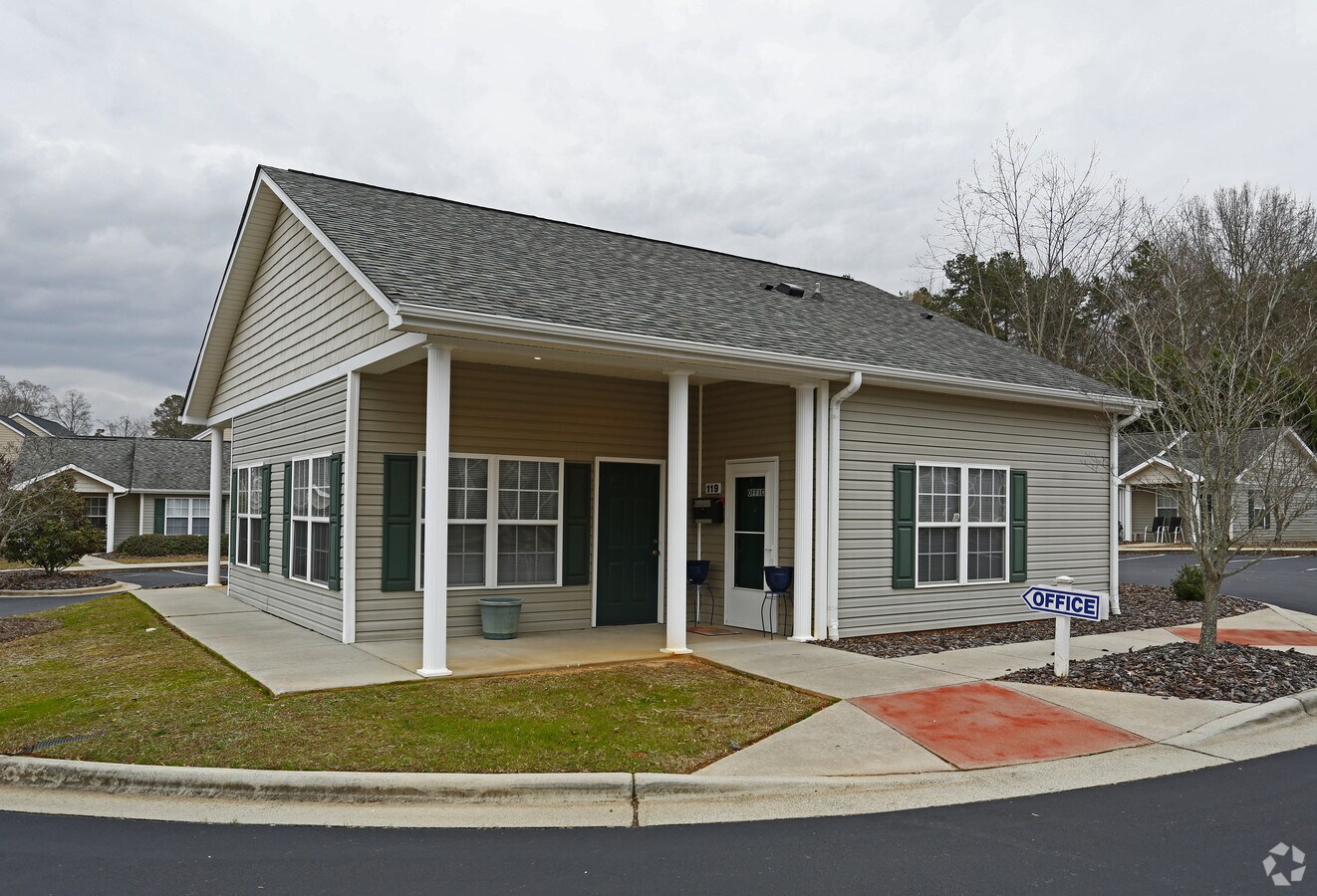 Photo - Park Place Apartments