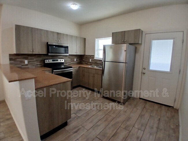 Photo - 3713 Whitewing Ave