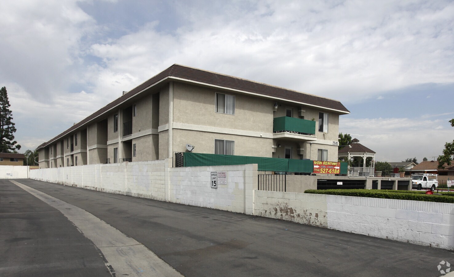 Wildwood Apartments - Wildwood Apartments