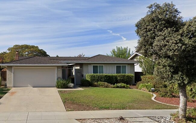 Building Photo - 6621 Mt Holly Dr