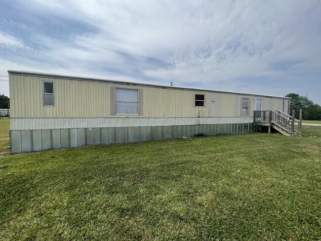 Photo - 1402 Chicopee Rd