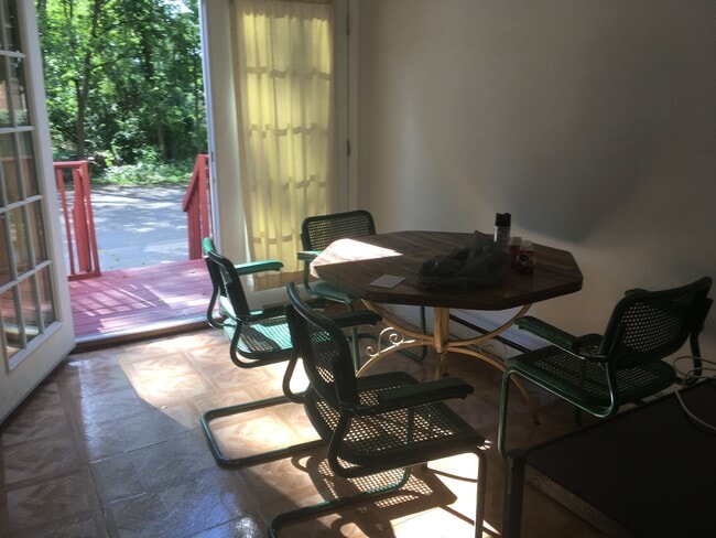 Photo - 804 S College Ave