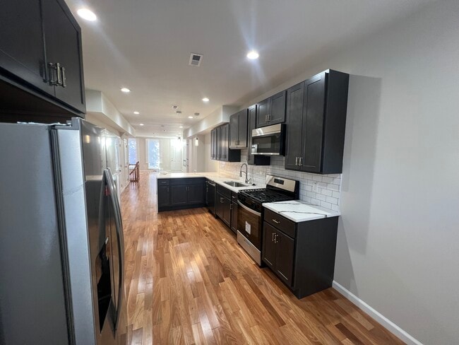 Photo - 1704 E Chase St