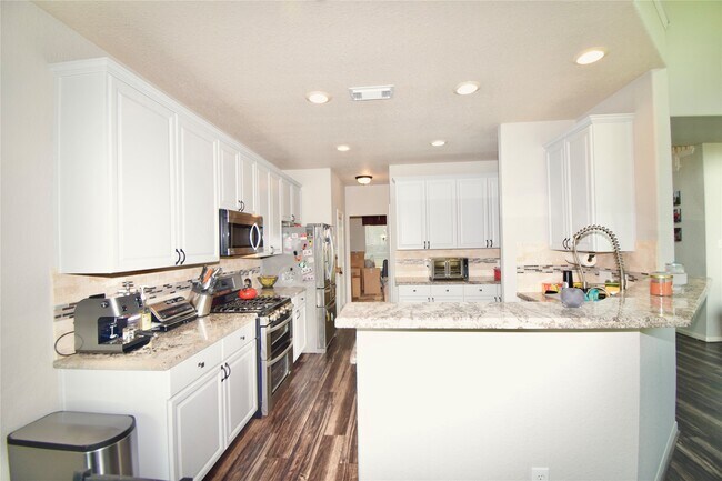 Photo - 10403 Village Lake Dr