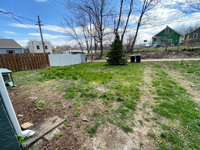 Photo - Nicely Updated 2 bedroom house