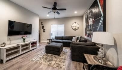 Photo - 1518 Avenue W