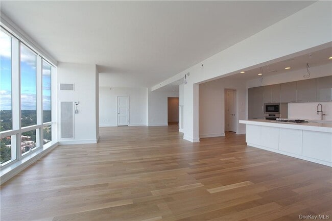 Photo - 1 Renaissance Square Unit PH40C