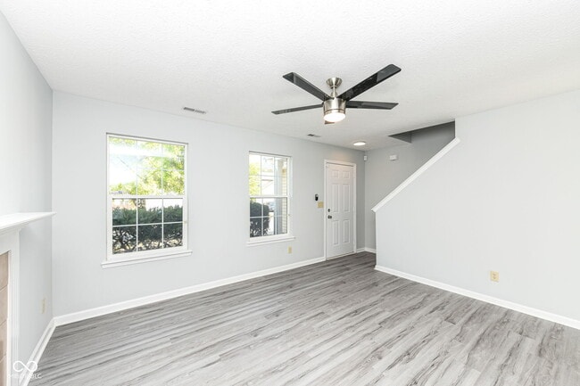 Photo - 510 Grand Woods Dr