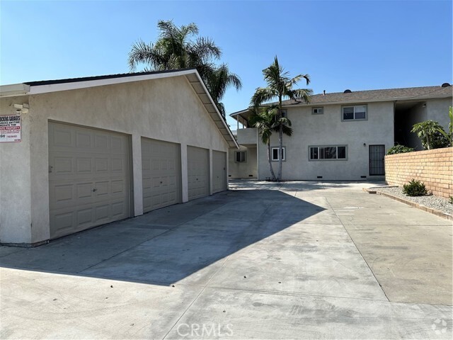 Building Photo - 6631 Kingman Ave Rental