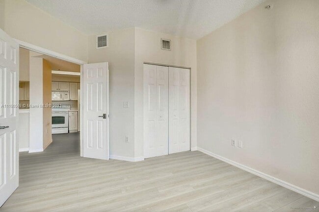 Photo - 3018 Alcazar Pl Unit 103
