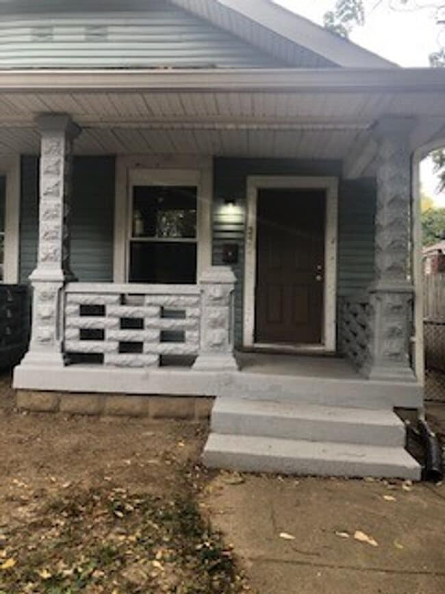 Photo - 239 N Tacoma Ave