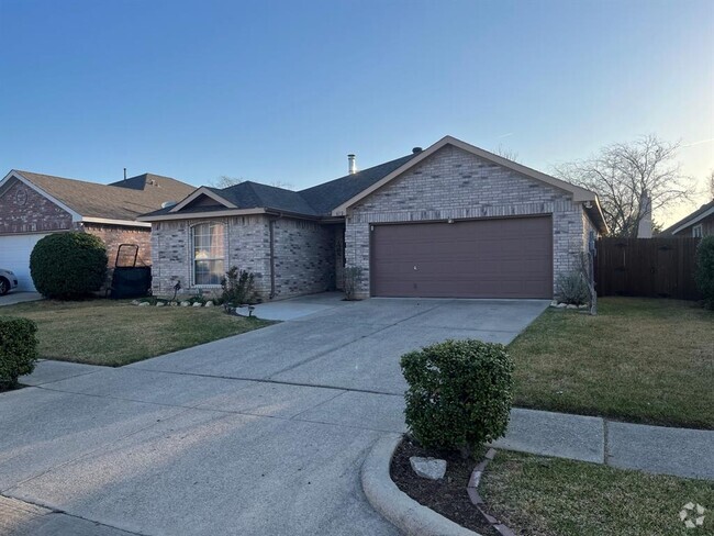 Building Photo - 612 Crystal Brook Dr Rental
