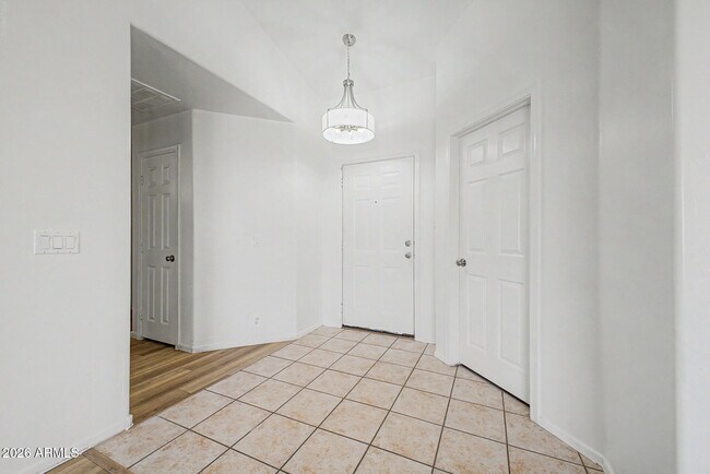 Photo - 930 E Harwell Rd