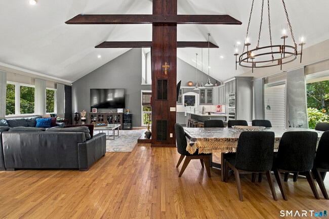 Photo - 71 Blackberry Dr