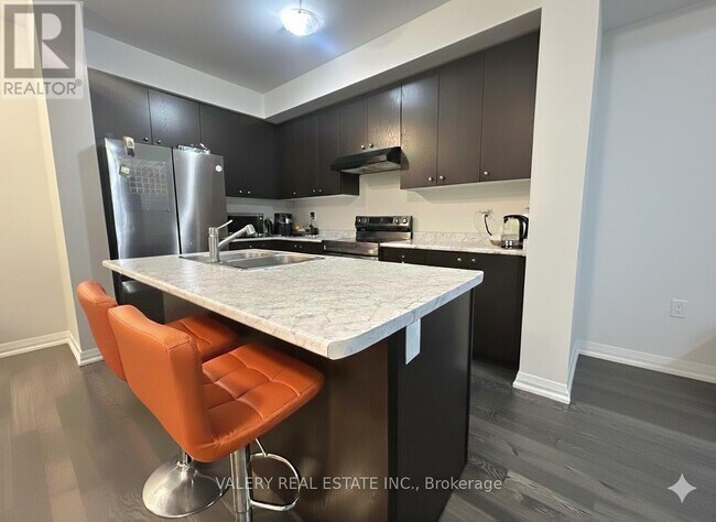 Photo - 90 Norwich Cres