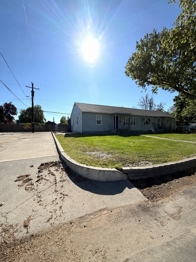 Photo - 502-504 Barth Ave Unidad 504 Barth Ave.