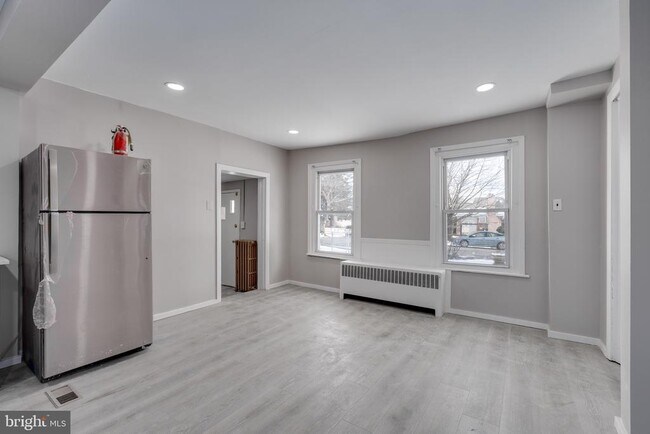 Photo - 4211 Garrett Rd