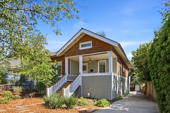 Building Photo - 308 Bachman Ave