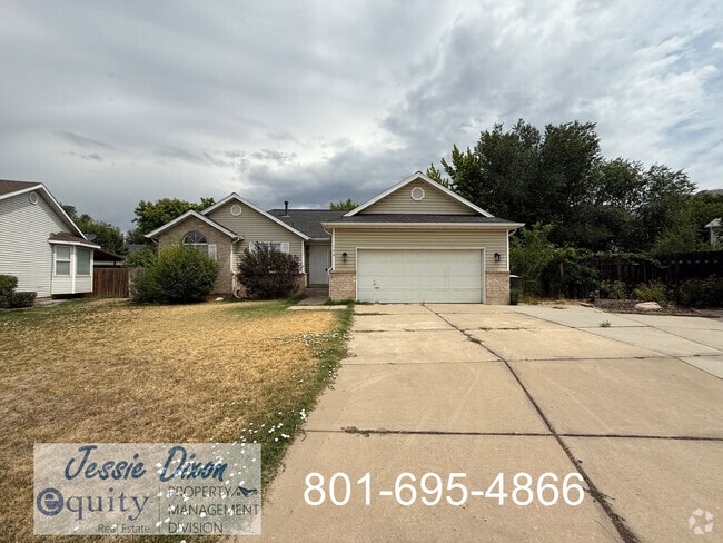 Building Photo - 108 W Oaks Dr Rental