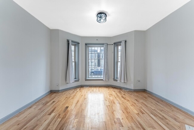 Photo - 6602 S Marquette Rd