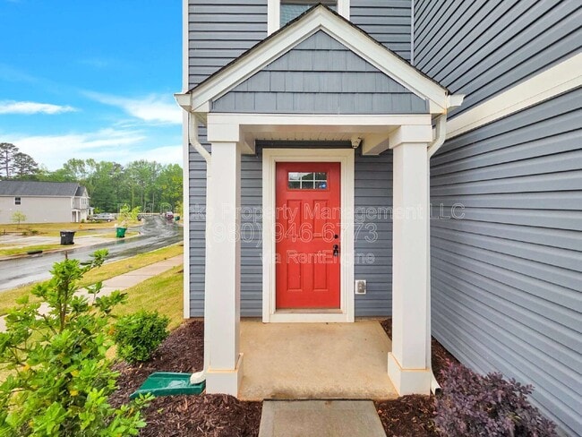 Building Photo - 3212 Coast Oak Rd