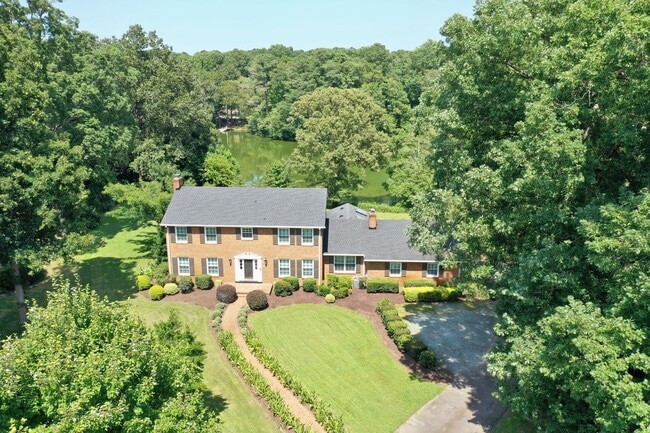 Building Photo - Reduced & Ready NOW! WATERFRONT Home in Wi...