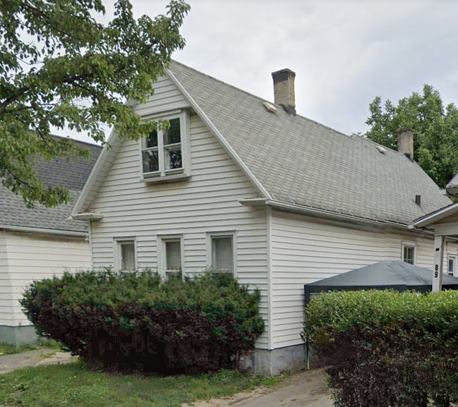 Building Photo - 93 Pulaski St