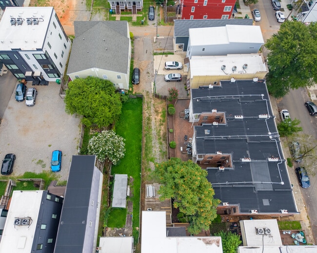 Photo - 1306 W Clay St Unit 1306