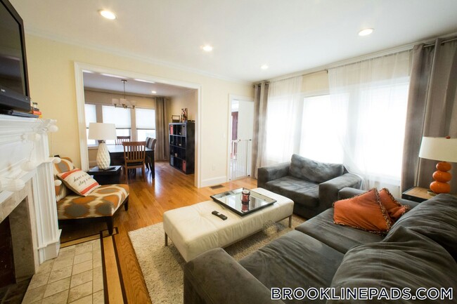 Photo - 37 Beaconsfield Rd Unit 1