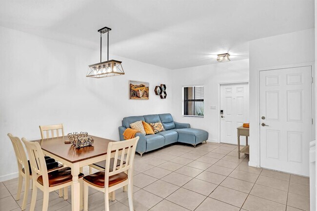 Photo - 4668 Banker Ter