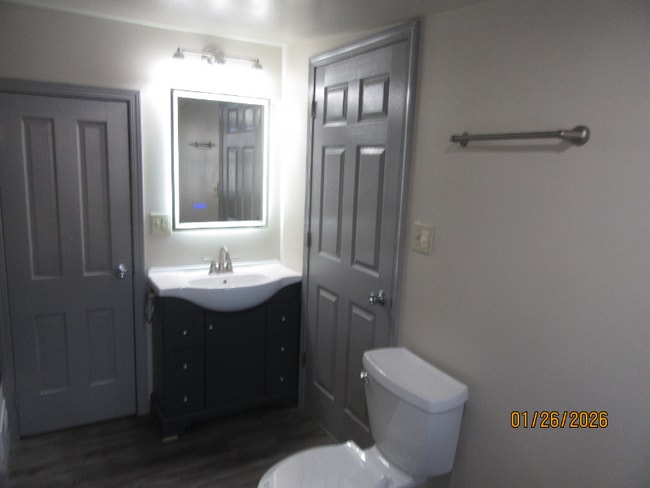 Photo - 353 Blake St