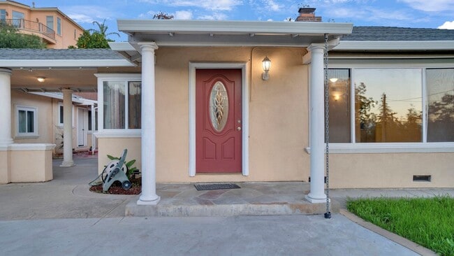 Photo - Lovely Home in San Jose near scenic Alum Rock! 2 Bedroom 2 Bath plus 1 Bed/1 Bath ADU
