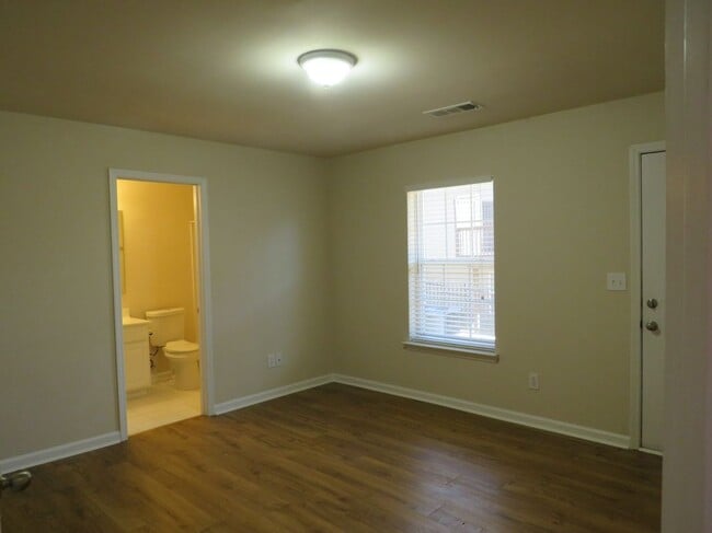 Photo - 2240 Landing Ridge Dr