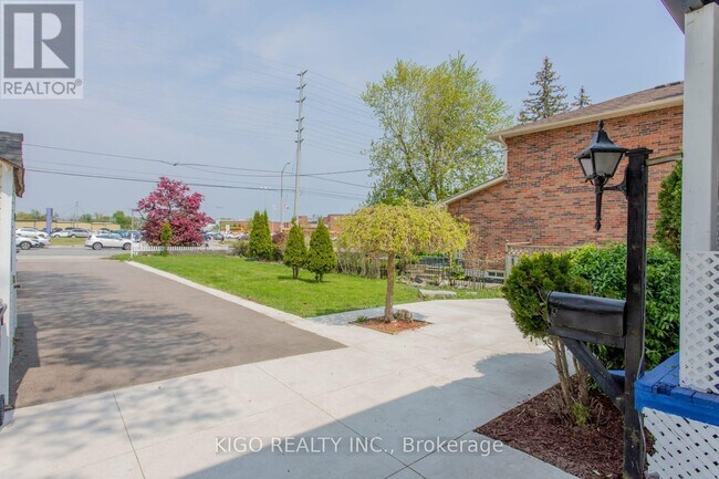Photo - 1328 Cawthra Rd