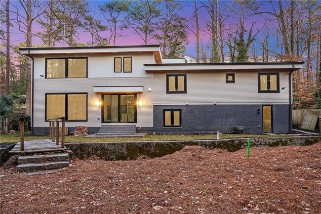 Photo - 3626 N Stratford Rd NE