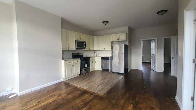 Photo - 166 Armstrong Ave Unit 2