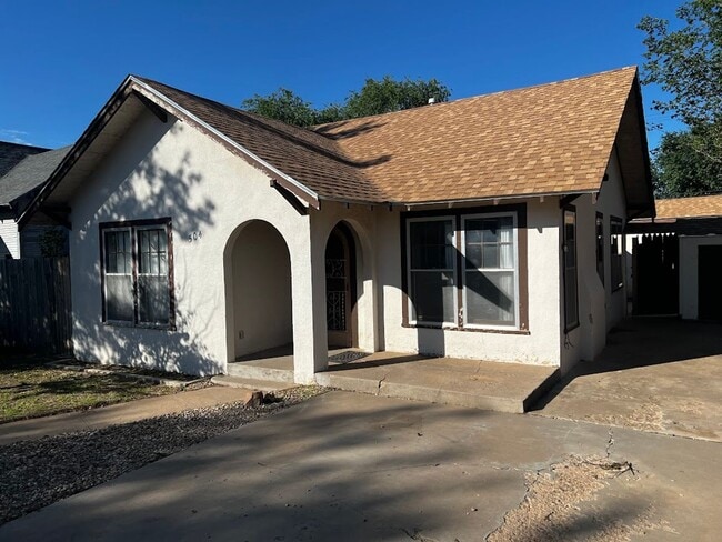 Photo - 504 S Avenue B