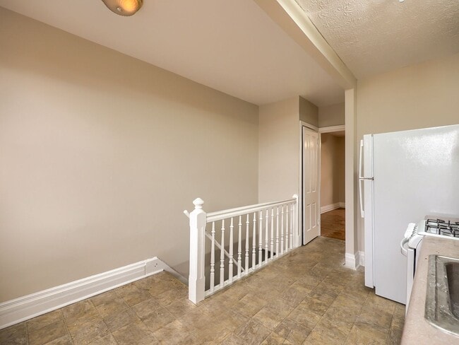 Photo - 203 Hamilton St Unit 3